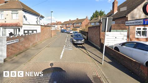 Feltham: Attacker remains at large after triple stabbing.